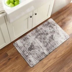 World Rug Gallery Distressed Traditional Anti-Fatigue Standing Mat -Interior furniture GUEST 053b0e0e 2f12 4c35 9731 8405d55951fa