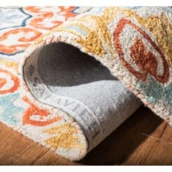 Gloria Medallion Tufted Accent Rug - Safavieh -Interior furniture GUEST 0ce1be9a fc1e 4e42 9967 402d474cc797