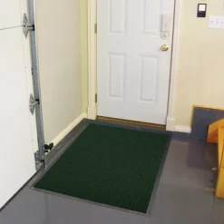 2'x3' Solid Dotted Doormat Hunter Green/Black - HomeTrax