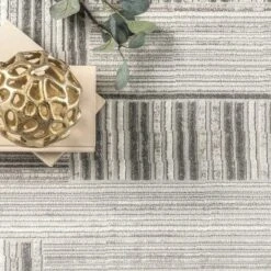 NuLOOM Violet Modern Abstract Linework Area Rug -Interior furniture GUEST 1fa2a197 468d 4a1f 8fcb 340934a6771e