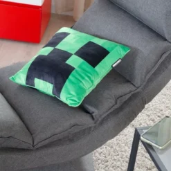 Minecraft Creeper Decorative Cushion - 15” Green Throw Pillow, Game Decor -Interior furniture GUEST 2e329811 3b98 4300 b84e b589161c52ad