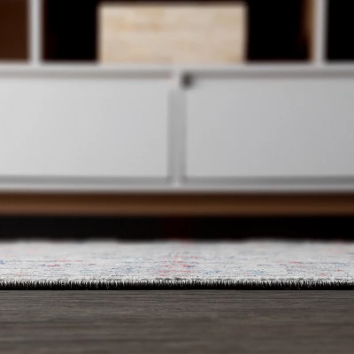 Modern Persian Vintage Area Rug - JONATHAN Y 8 Modern Persian Vintage Area Rug - JONATHAN Y - Image 6