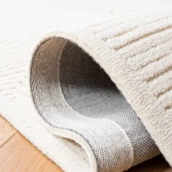 Textural TXT102 Hand Tufted Area Rug - Safavieh -Interior furniture GUEST 647d9871 88fe 41f9 8892 87ab8c0a8363