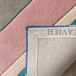 Gray Geometric Tufted Accent Rug 4'X6' - Safavieh -Interior furniture GUEST 8a55955f 0507 41b3 854f 646976d9b458