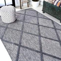 Salines Diamond Trellis Indoor/Outdoor Area Rug - JONATHAN Y -Interior furniture GUEST a38fde58 8380 4a2c b465 07e2542bcee4