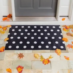 Evergreen Black & White Dots Layering Mat 11.5 X 9.5 Inches Indoor And Outdoor Decor -Interior furniture GUEST a596f8f3 a826 4e50 aaa2 02ce40920fef