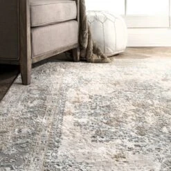 NuLOOM Vintage Medallion Jodee Area Rug 9 NuLOOM Vintage Medallion Jodee Area Rug -Interior furniture GUEST d28d9e18 7b21 4d31 8a56 e045c372e79c