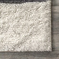 Lauren Liess X RugsUSA - Striped Wool Machine Washable Area Rug -Interior furniture GUEST f28c0aa0 6d76 4a5a a6d7 2068c8e54aab